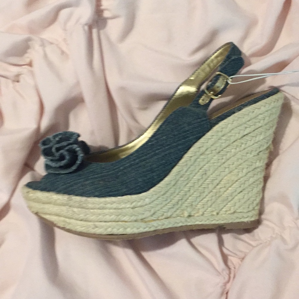 NWT denim open toed sling back wedges size 6.5